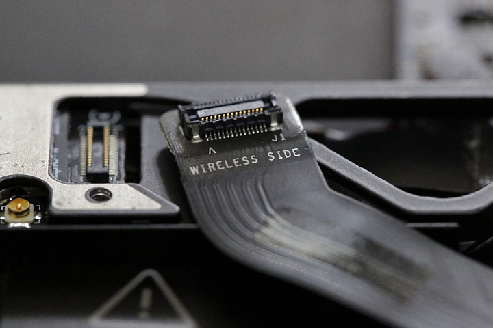 發文慶祝 2010 MBP 改裝 airdrop 成功~~