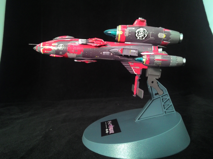 小弟初來乍到,先獻上Hasegawa 1/1300 宇宙海賊船 弁天丸