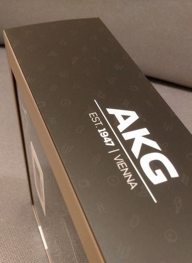 AKG Y50BT 耳罩式藍牙耳機 開箱