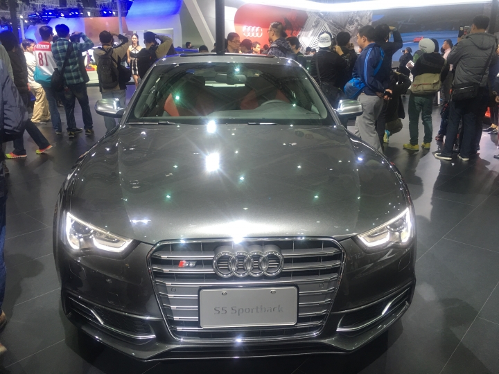 天殺的～2016台北車展Audi攤位是在搞笑嗎？