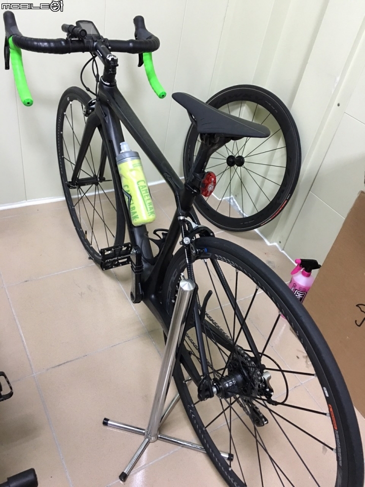 基於虛榮心的作祟!還是把6800換掉!升級DURA ACE 9000囉XD