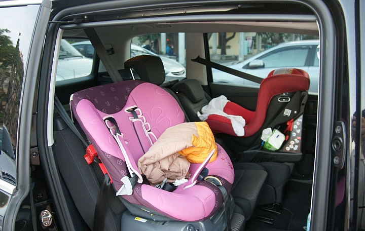 Volkswagen Sharan 2.0 TDI CL三個月使用心得