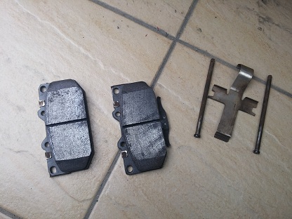 [DIY] 來令片更換 HAWK HPS HB178 F.564