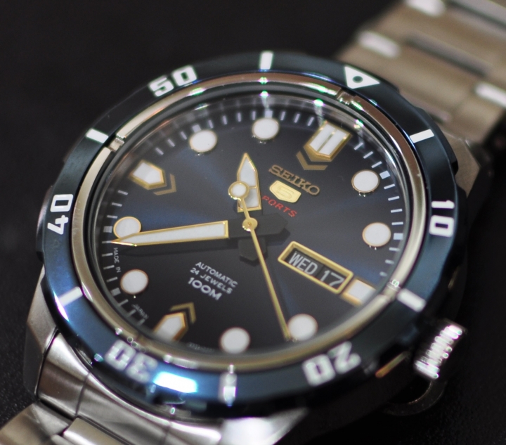 人生第一支機械錶【SEIKO 5】SRP725J1 開箱!!