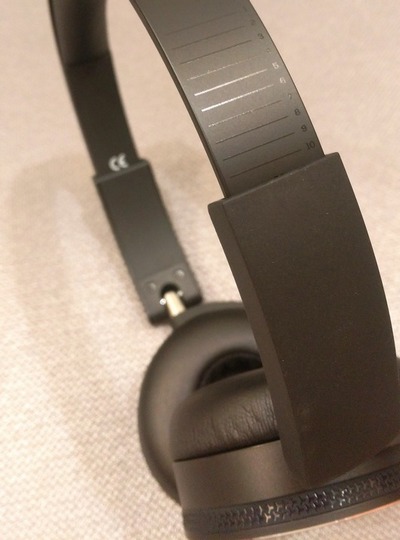 AKG Y50BT 耳罩式藍牙耳機 開箱