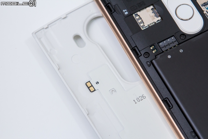 LG V10超多創新特點，又是專業攝影機，你能不愛上他嗎？