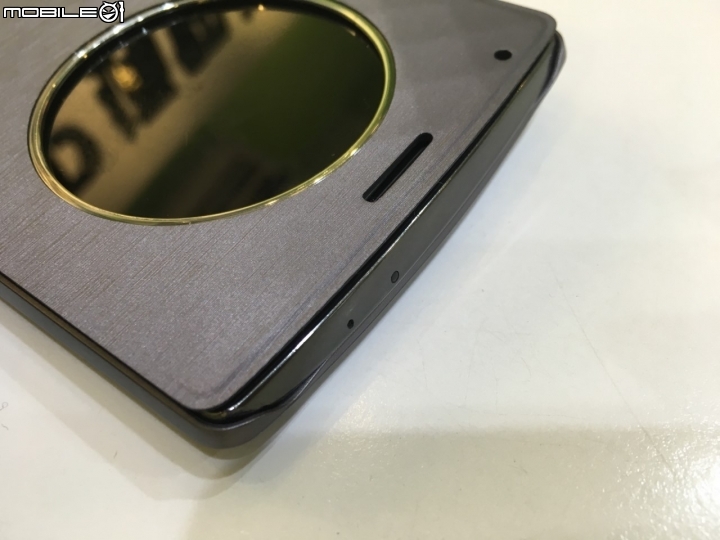 LG G4 原廠智慧視窗感應背蓋式皮套 開箱 (支援無線充電功能)