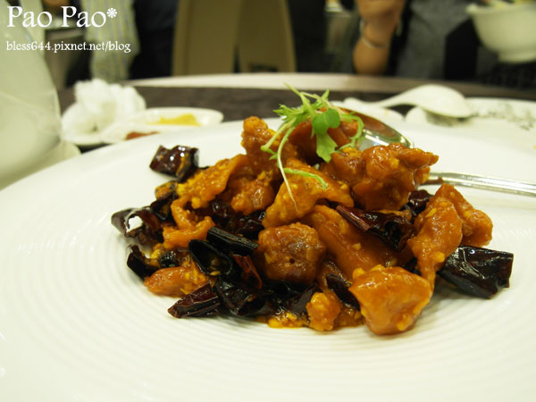 【台中】寶麗金港式飲茶餐廳(崇德店)~石磨嫩豆花內行人必點！