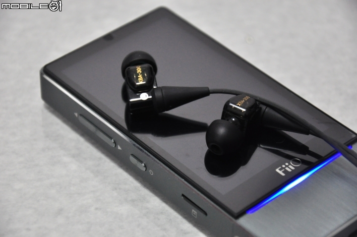 旗艦飛傲，解析之王：FIIO X7 開箱 聽感評測分享