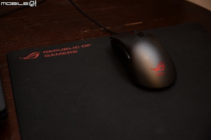 [開箱] Asus Gladius & Whetstone之ROG家族大集合