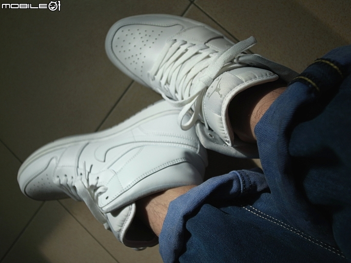 【開箱】第一雙Air Jordan I 就要白帥帥 小時候的願望一次滿足！