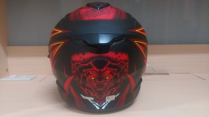 [開箱] 聖誕節就是要紅 ZEUS ZS-613B 熊霸 參上!