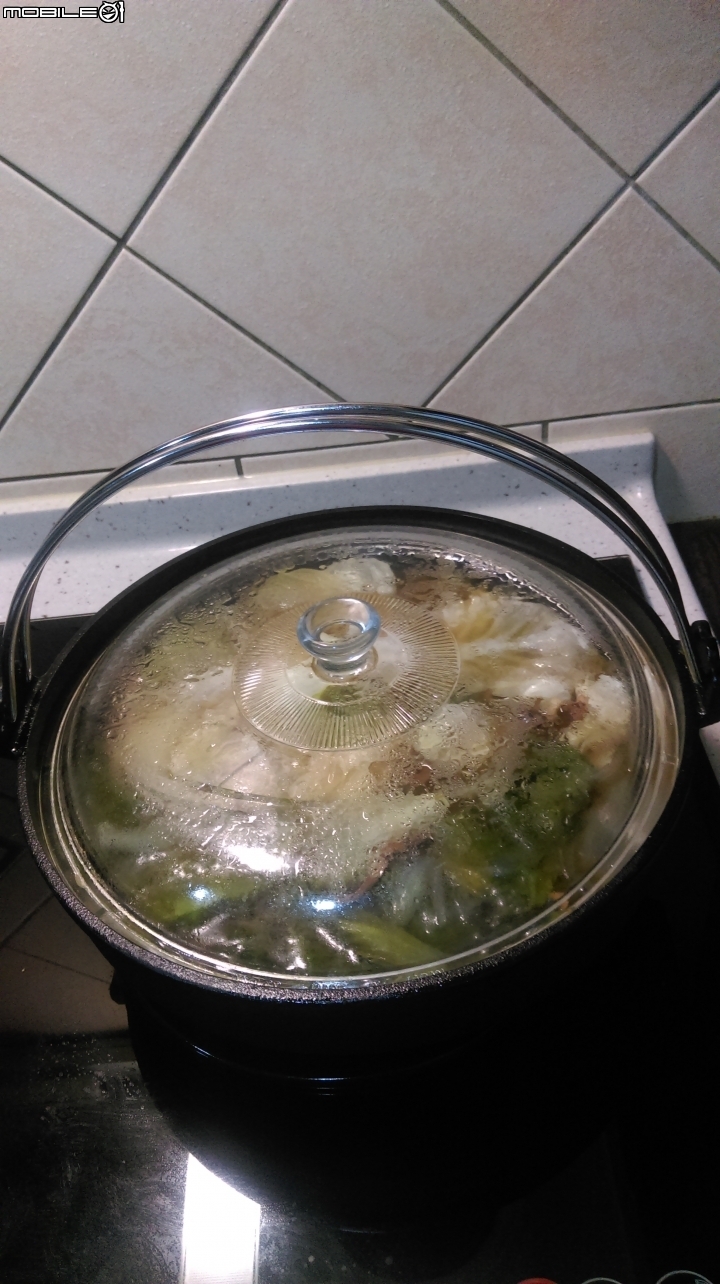 玻璃鍋蓋吸住鐵鍋 (已解決)