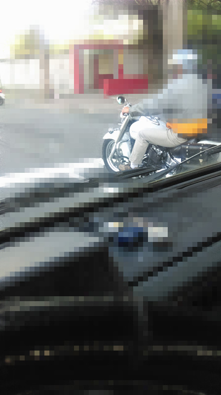 哇 !  這車好漂亮 ! 請問是甚麼牌子的檔車阿 ?