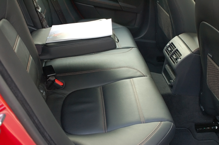 豹力美學。引豹登場 Jaguar XE 全新體驗與分享《積架、捷豹》