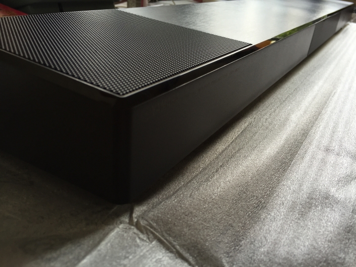 [開箱]不專業的開箱 YAMAHA ysp-1600 單件式家庭劇院