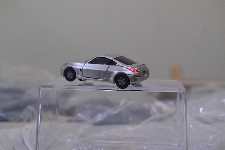 開箱!!!世上最小的電刷車~ Takara Tomy Micro Slot Car Owner's