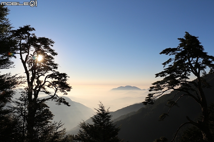 [登山遊記]2015-11-27.28五星級天池山莊之奇萊南華行（圖多慎入）-12/4更新