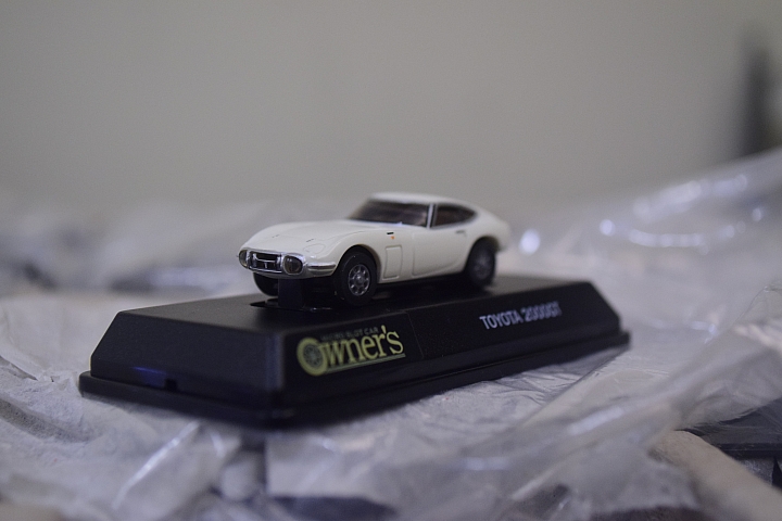 開箱!!!世上最小的電刷車~ Takara Tomy Micro Slot Car Owner's