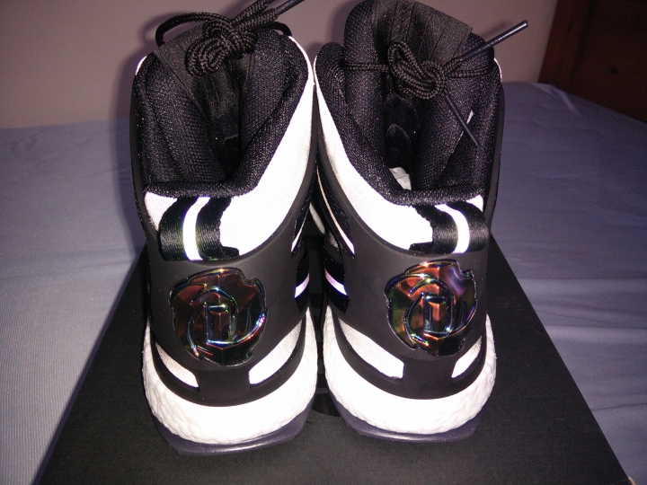adidas Basketball “Iridescent”系列-D Rose 6 Boost球鞋驚豔到手