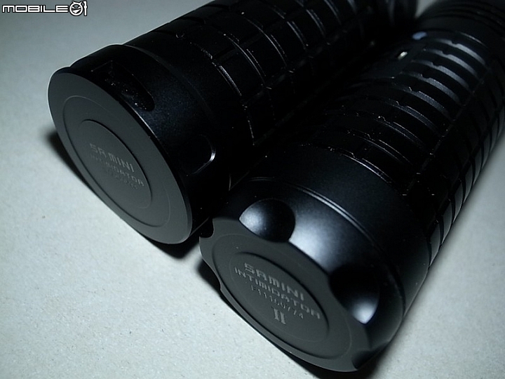 OLIGHT SRMini II  堅持泛光新二代目