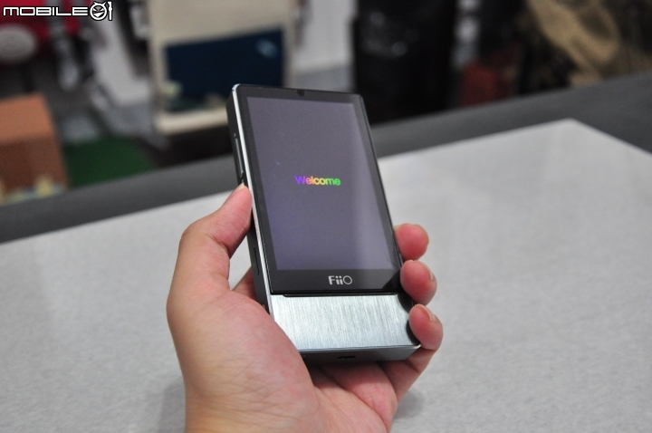 旗艦飛傲，解析之王：FIIO X7 開箱 聽感評測分享