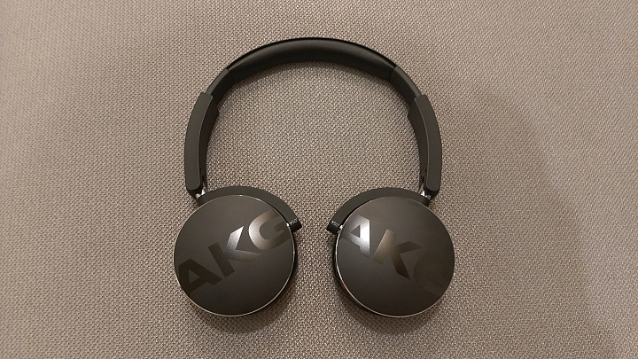 AKG Y50BT 耳罩式藍牙耳機 開箱