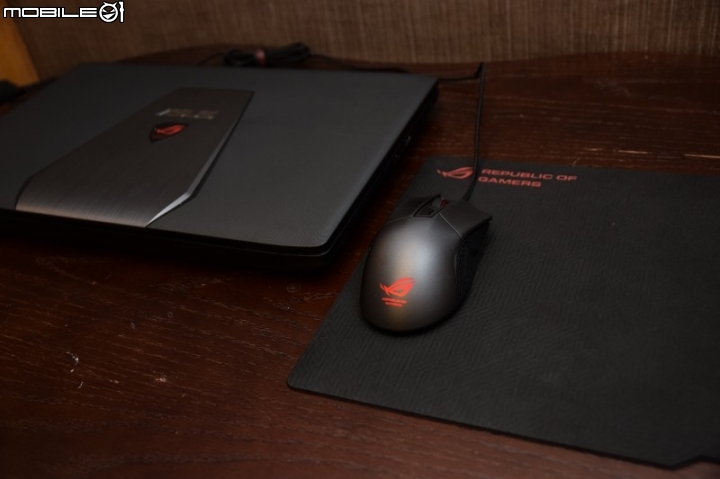 [開箱] Asus Gladius & Whetstone之ROG家族大集合