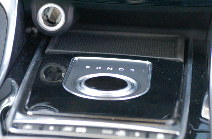 豹力美學。引豹登場 Jaguar XE 全新體驗與分享《積架、捷豹》