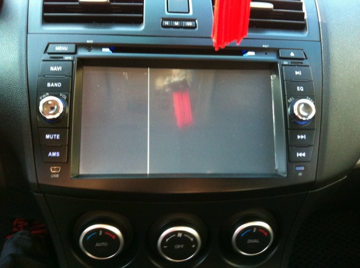 我的鋐懋國際代理MAZDA3 DVBT-3000音響主機送維修經驗