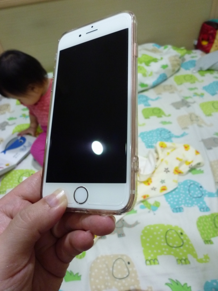 i6s, i6s Plus的滿版玻璃保護貼有破裂過的請喊聲