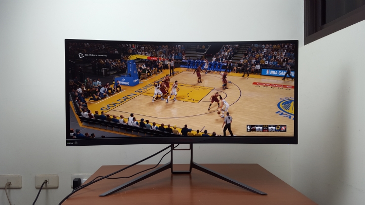 Acer Predator x34簡單開箱。