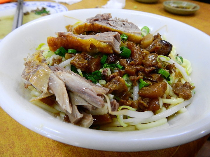 古早幸福好滋味，香傳30年屏東市廣東路鴨肉麵新開張。