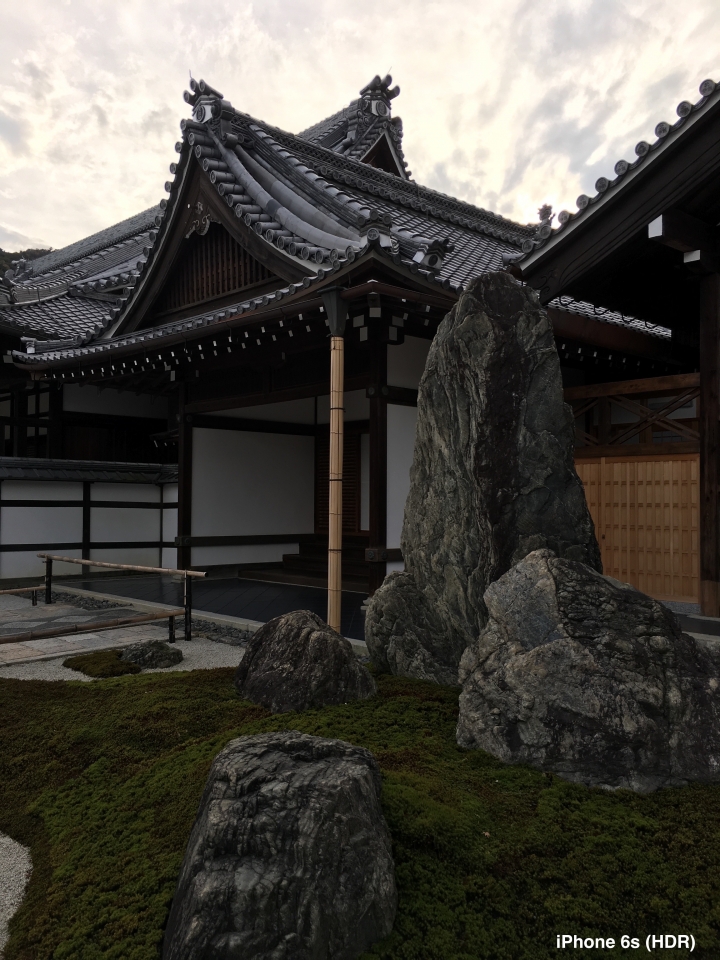 iPhone 6s v.s HTC One A9（京阪神旅行篇）