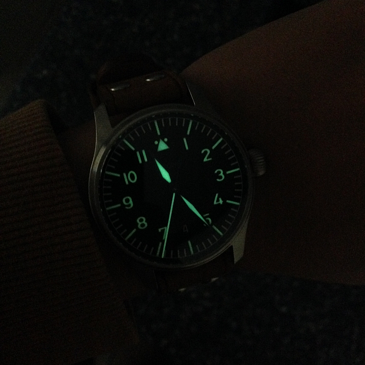 Stowa Flieger with Logo and date 開箱