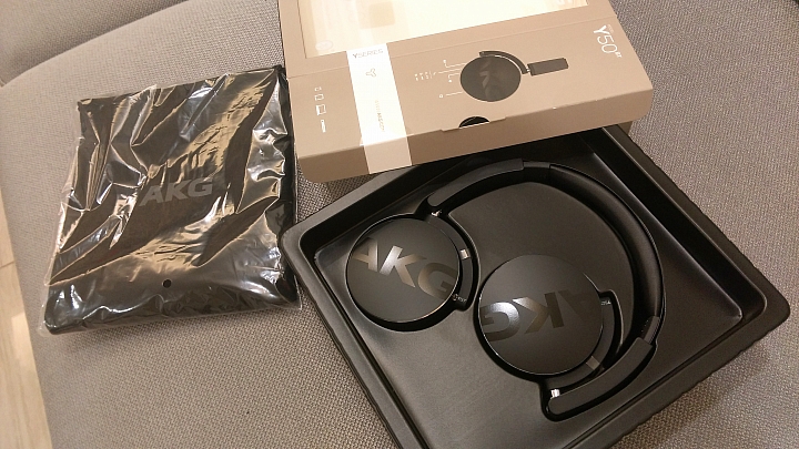 AKG Y50BT 耳罩式藍牙耳機 開箱