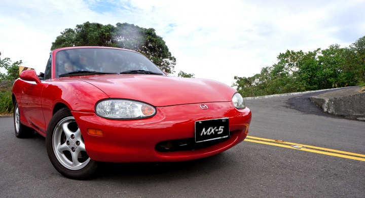 【人馬一体】 重新詮釋 人/車 新關係 ｜MX-5 二代目 內含New Mazda 3 試乘體驗!