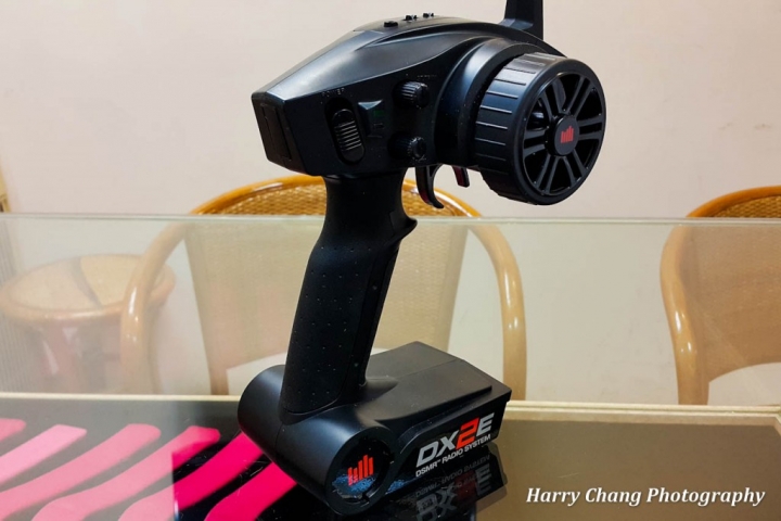 Losi RTR 1:14 Mini 8IGHT-T Truggy 4WD 競速短卡開箱分享