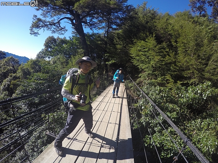 [登山遊記]2015-11-27.28五星級天池山莊之奇萊南華行（圖多慎入）-12/4更新