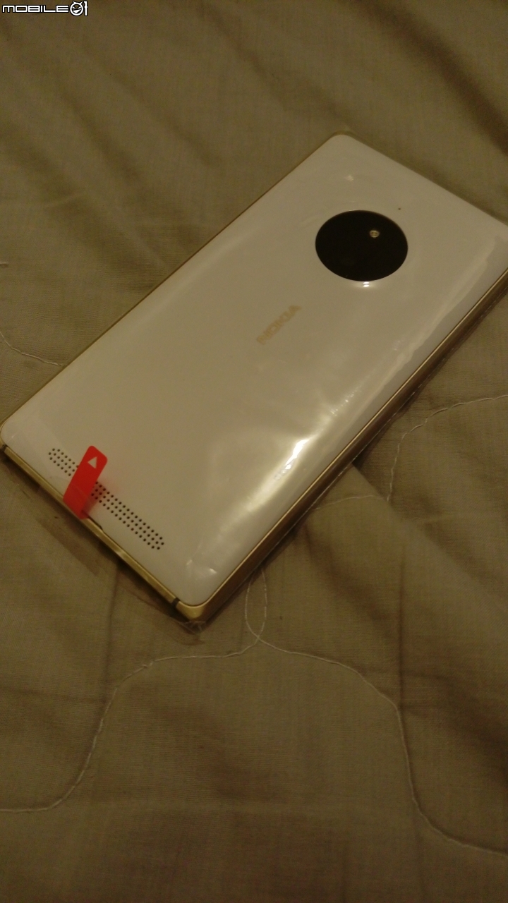 LUMIA 830 WHITE/GOLD 開箱