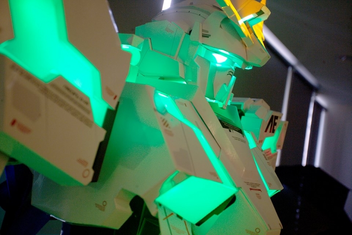 獨角獸 兩公尺~RX-0 Unicorn Gundam Papercraft 2 Meter