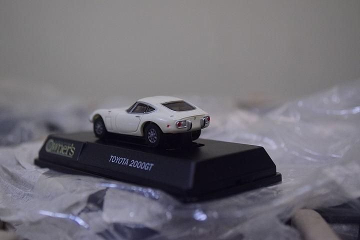 開箱!!!世上最小的電刷車~ Takara Tomy Micro Slot Car Owner's