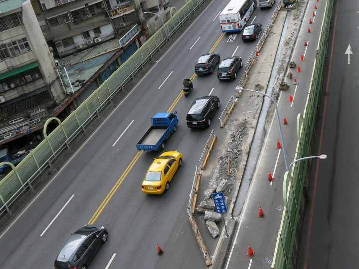 [越改越爛 ] - 永和福和橋下橋汽車禁止右轉