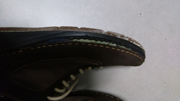 timberland鞋穿了一次就這樣了.有沒有修的價值呢