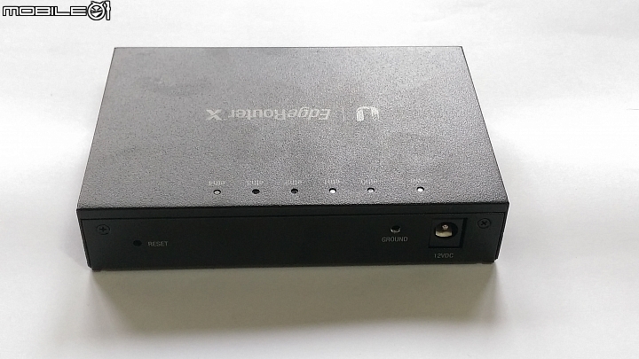 開箱 Edgerouter X與簡單設定