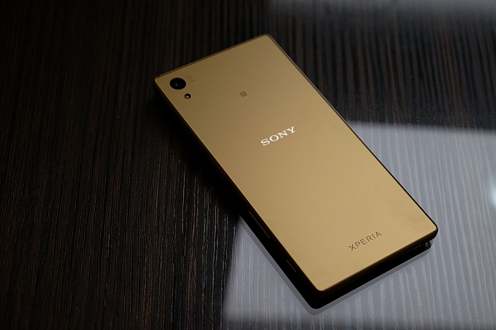 微妙的觸感-SONY Z5