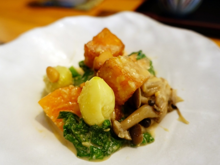 [食記] 心月懷石日本料理。無菜單料理--月套餐、懷套餐 (世貿信義商圈)