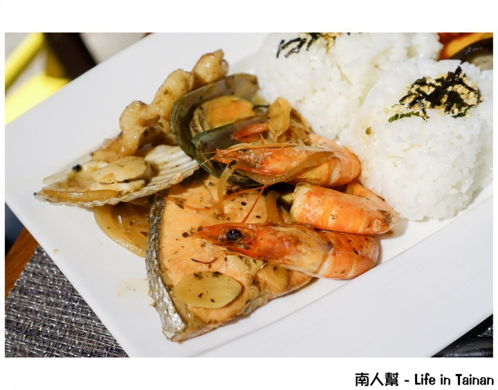 【台南市安平區-美食】點魚料理給一整尾魚~~食下有約想法廚房