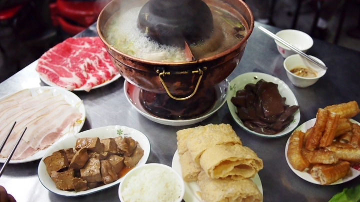 (食)台中 二訪小瀋陽酸菜白肉鍋 還有人氣麻辣鍋