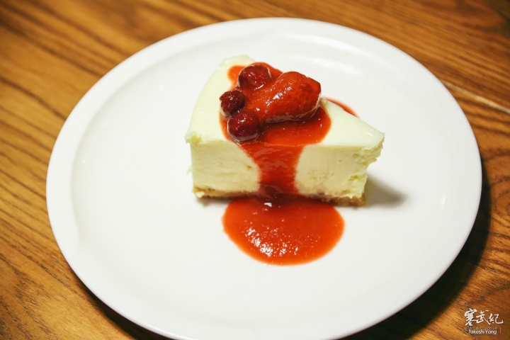 【中肯‧食記】信義區‧1Bite2Go Cafe & Deli｜台北101旁‧大份量早午餐 / 經典美式料理！